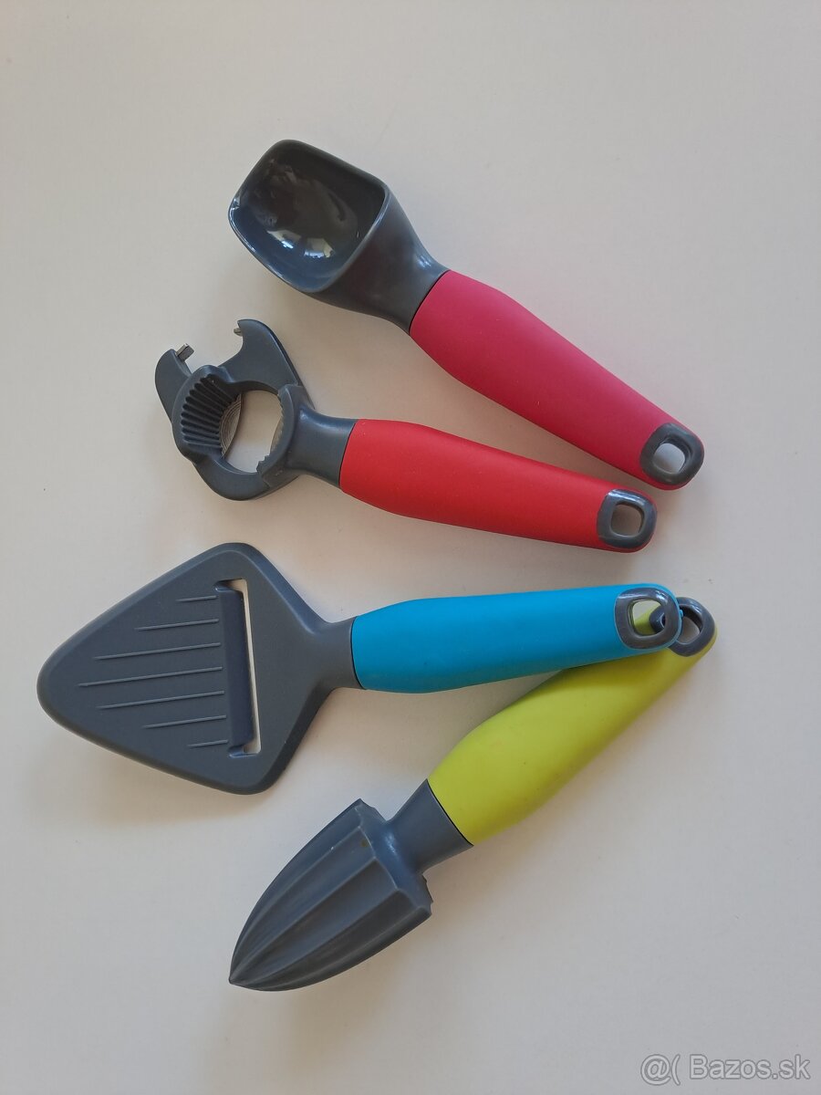 Predám kuchynské náradie