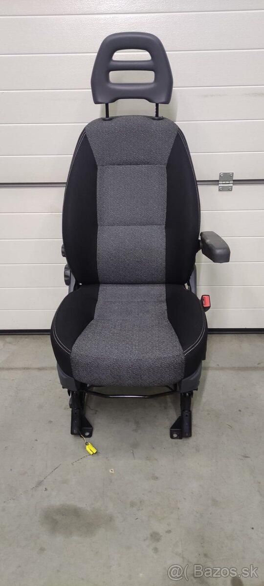 Predám sedačku spolujazdca