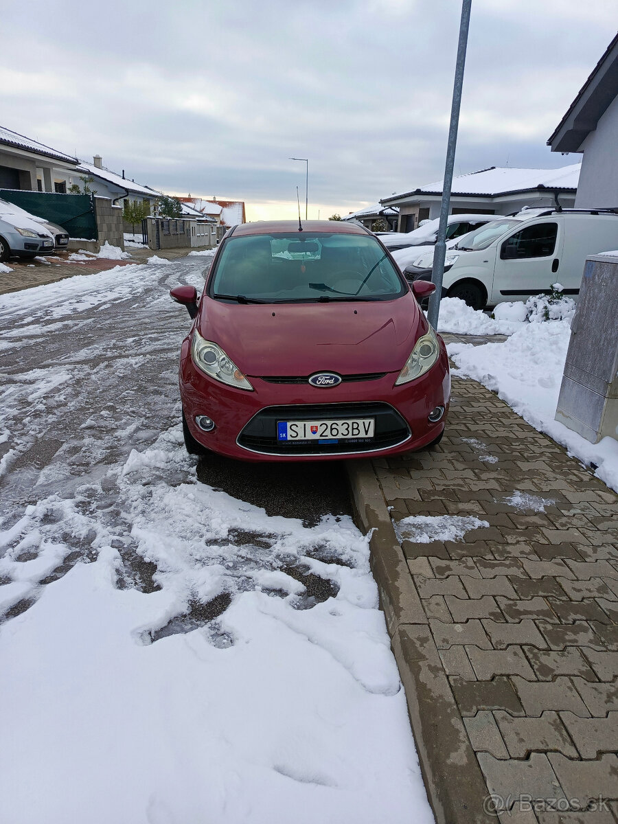 Ford Fieste 1,25 benzín 60kw