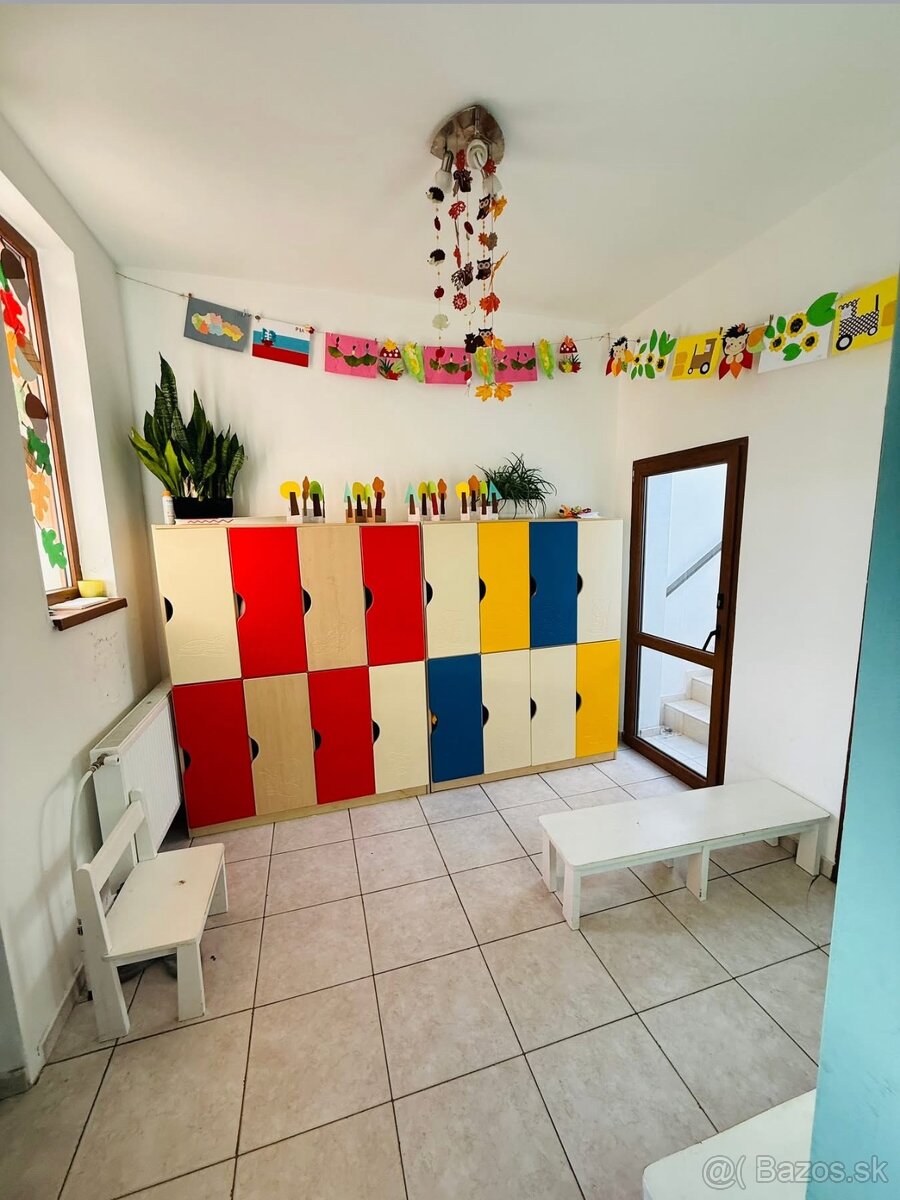 Darujem satnove skrinky