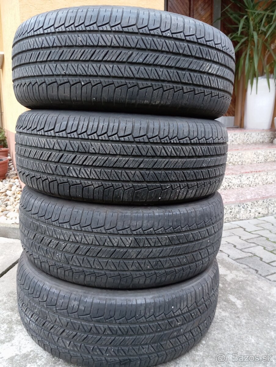 235/60 r18 celoročné pneumatiky