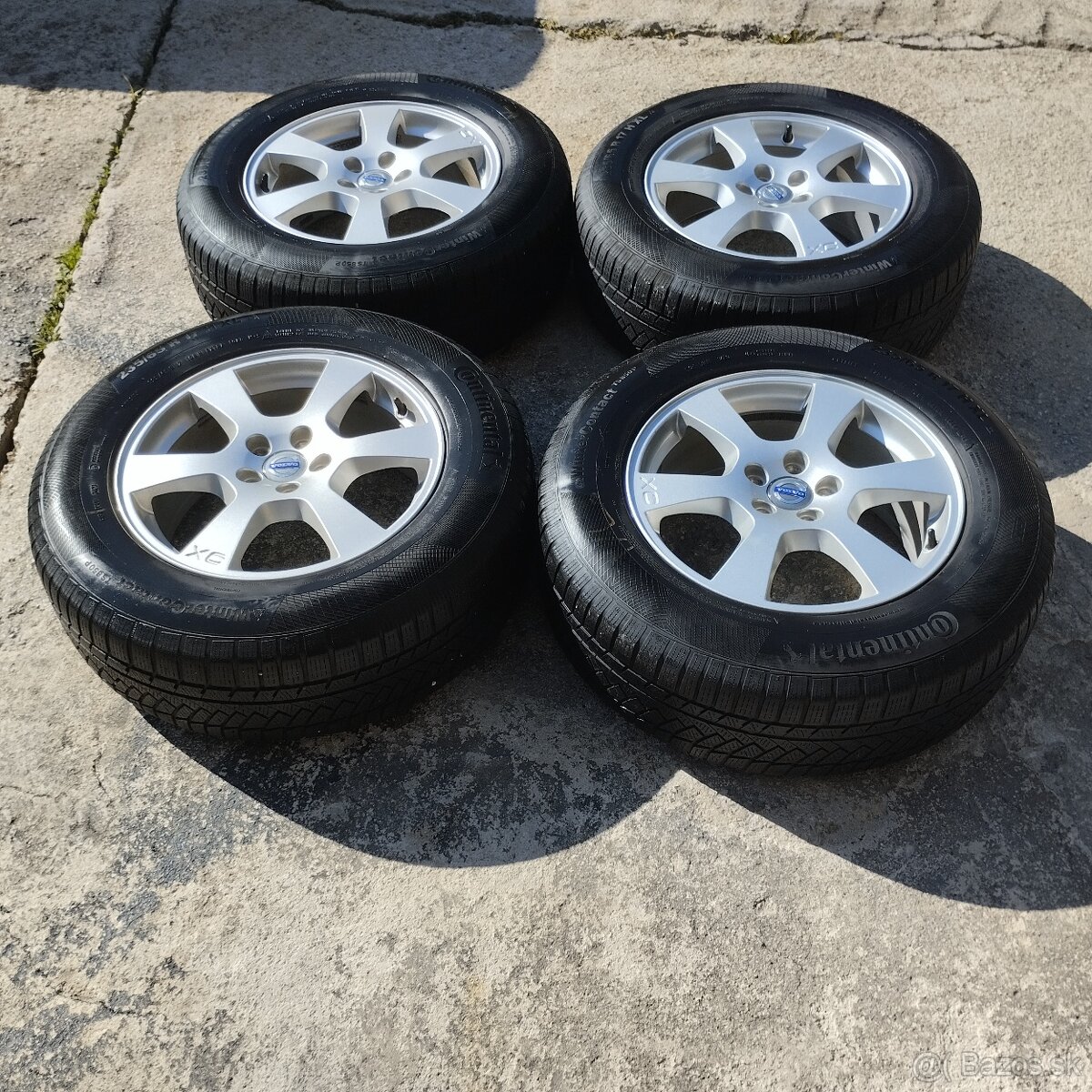 17"-235/65R17 Continental VOLVO Zimne.