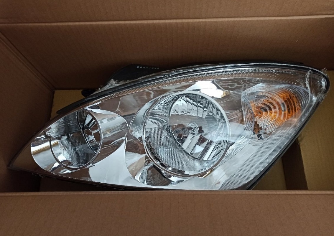 Kia Ceed I (2006 - 2009) svetlá