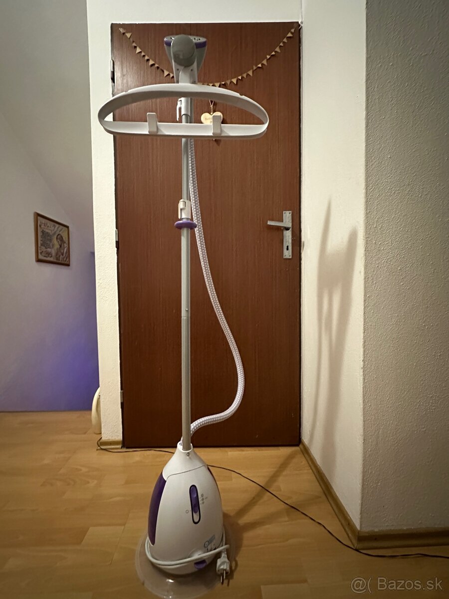 Stojanový naparovač odevov Philips DK, BA, balík