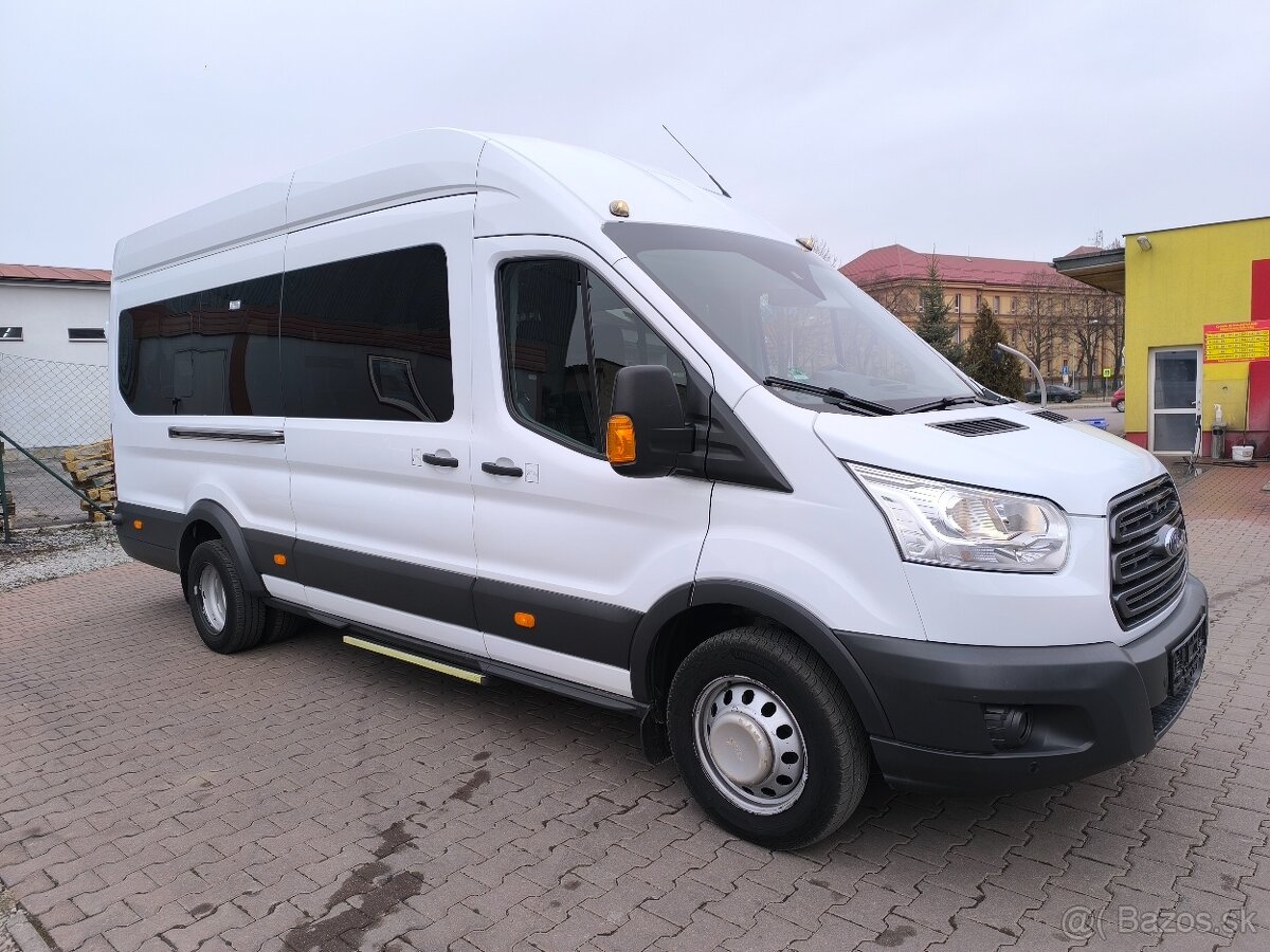 Ford Transit Bus 17+1 Miest