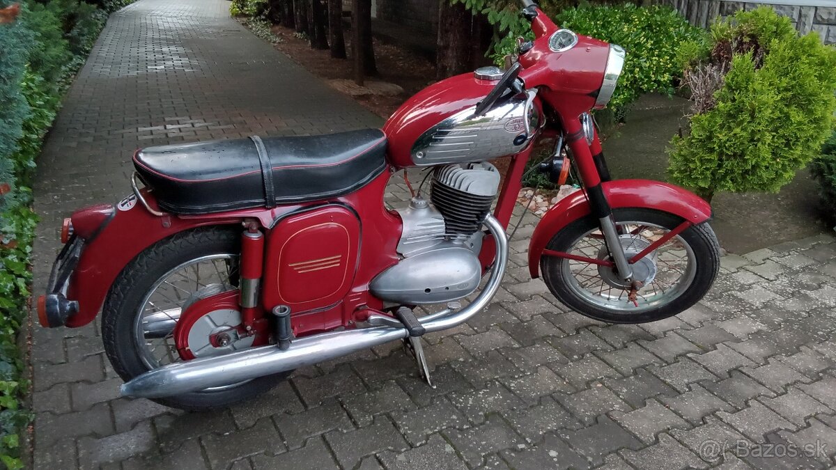 Jawa 250