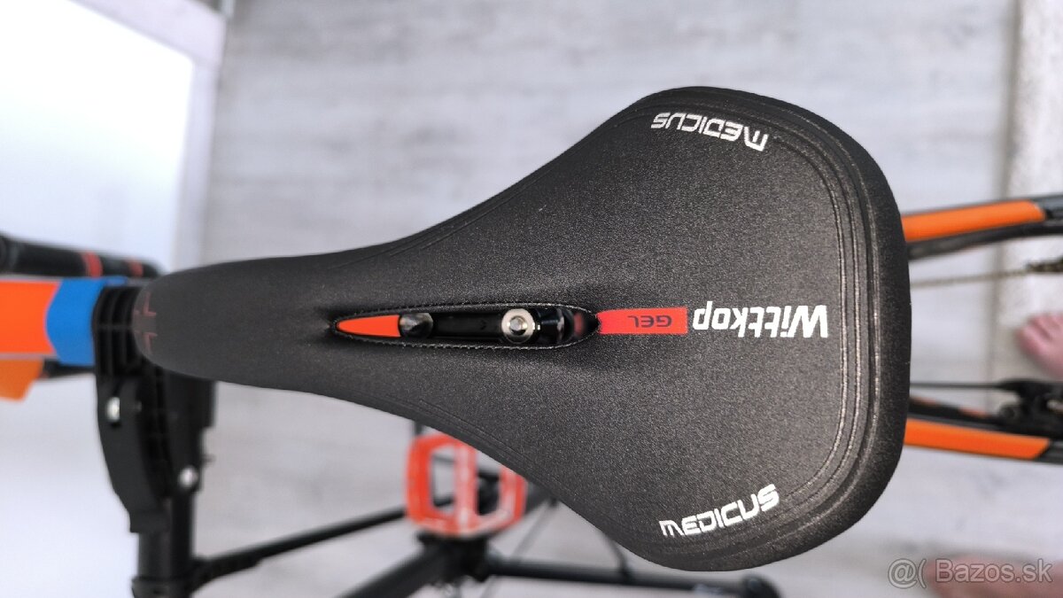 Wittkop twin medicus 7.0 race gel sedlo 135mm