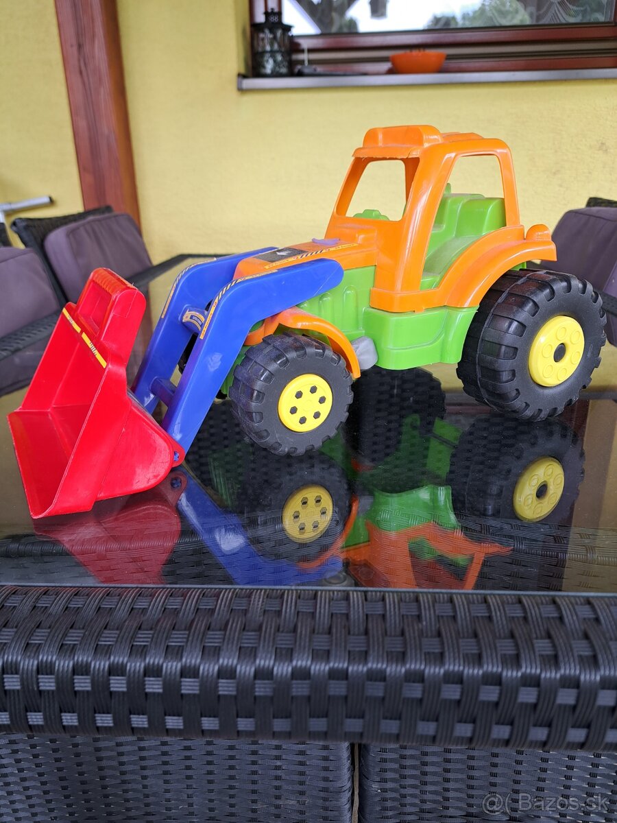 Detská hračka, traktor