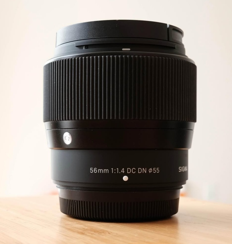 SIGMA 56 mm f/1.4 DC DN Contemporary určený pro Fujifilm
