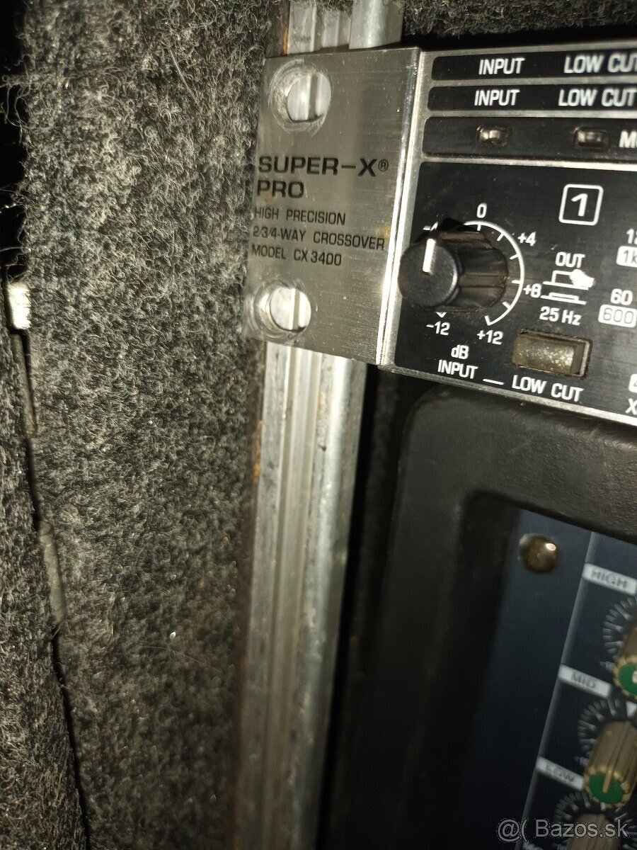Crossover behringer