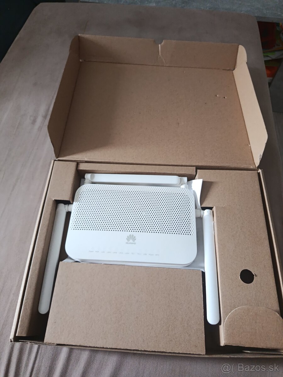 Router EchoLife HG8245W5 GPON
