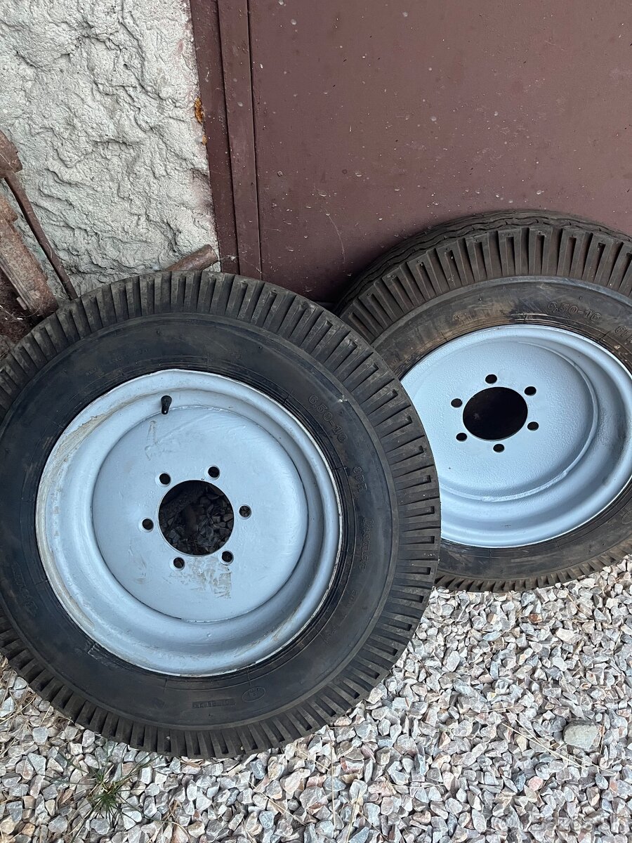 Pneumatiky na traktor