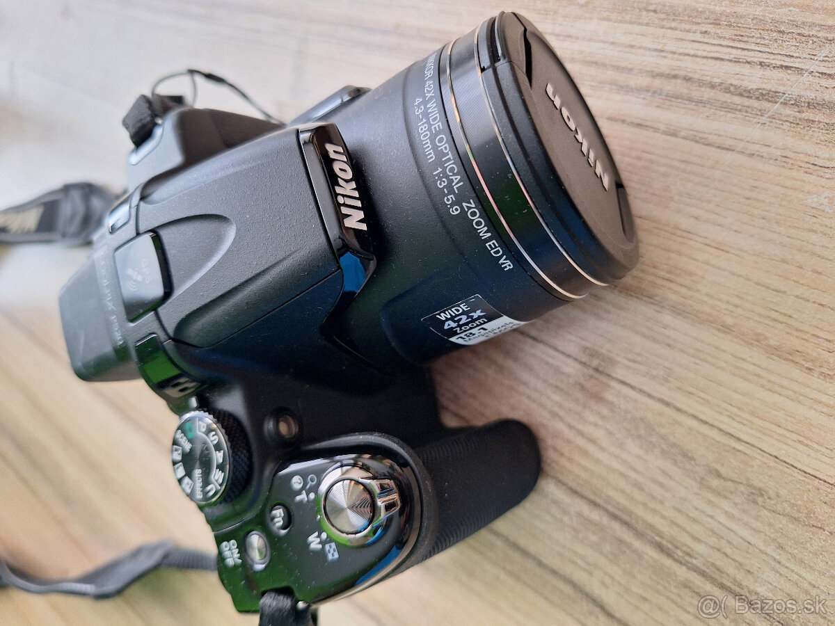 Nikon Coolpix D520