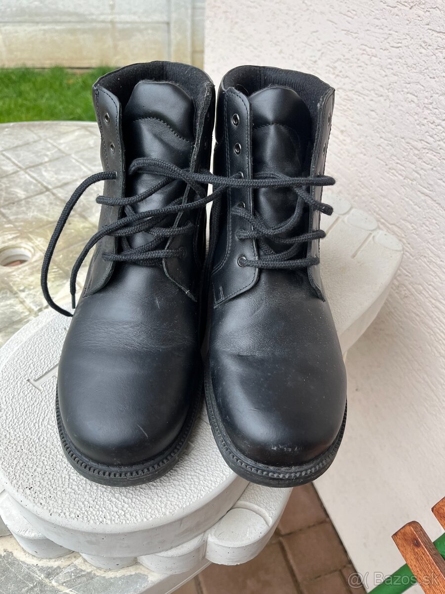 Kožená obuv Bardejov veľ. č. 42