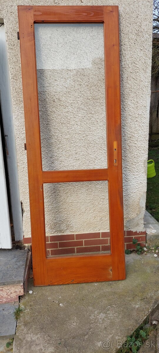 Drevené dvere