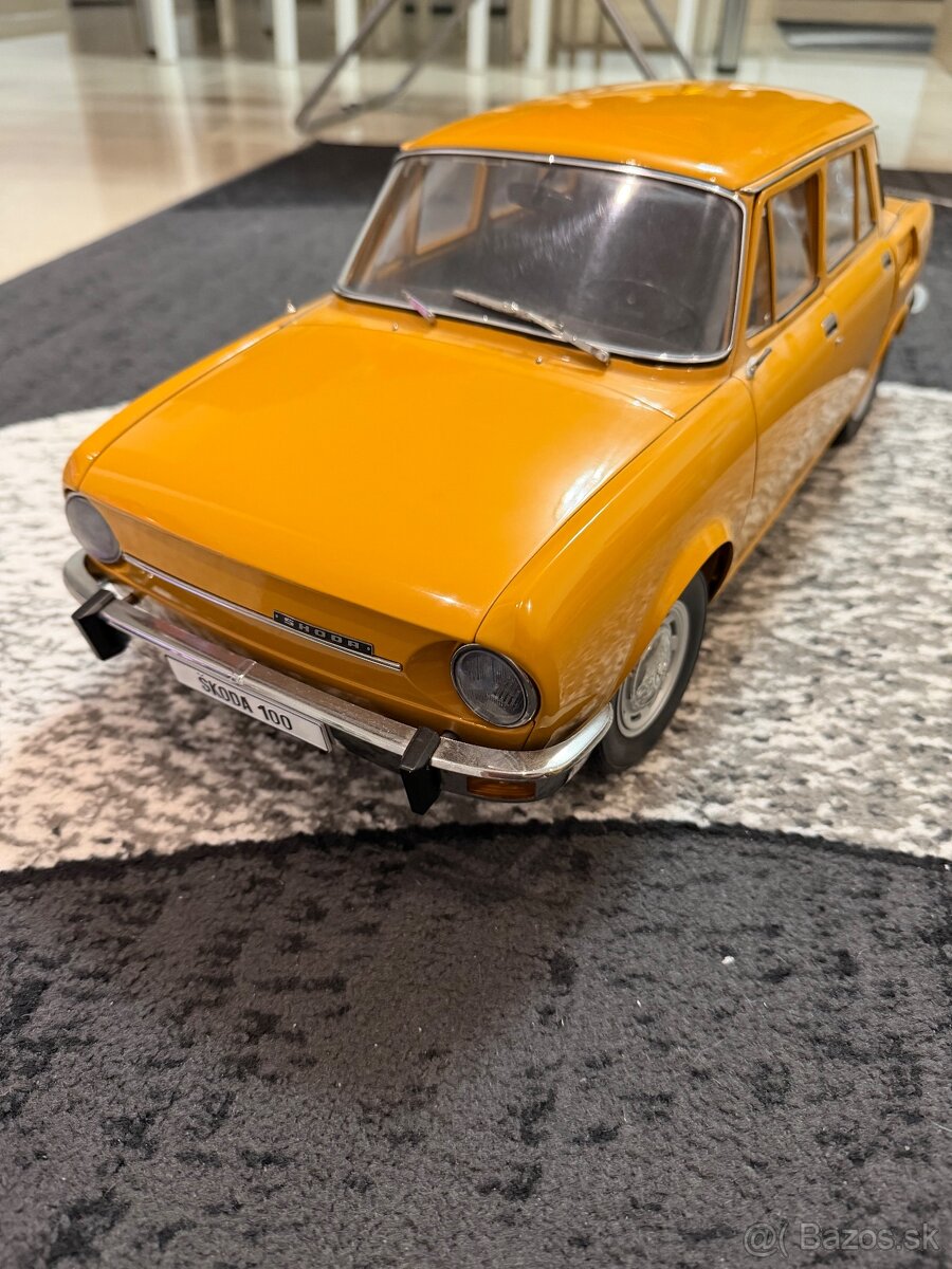 Škoda 100 DeAgostiny