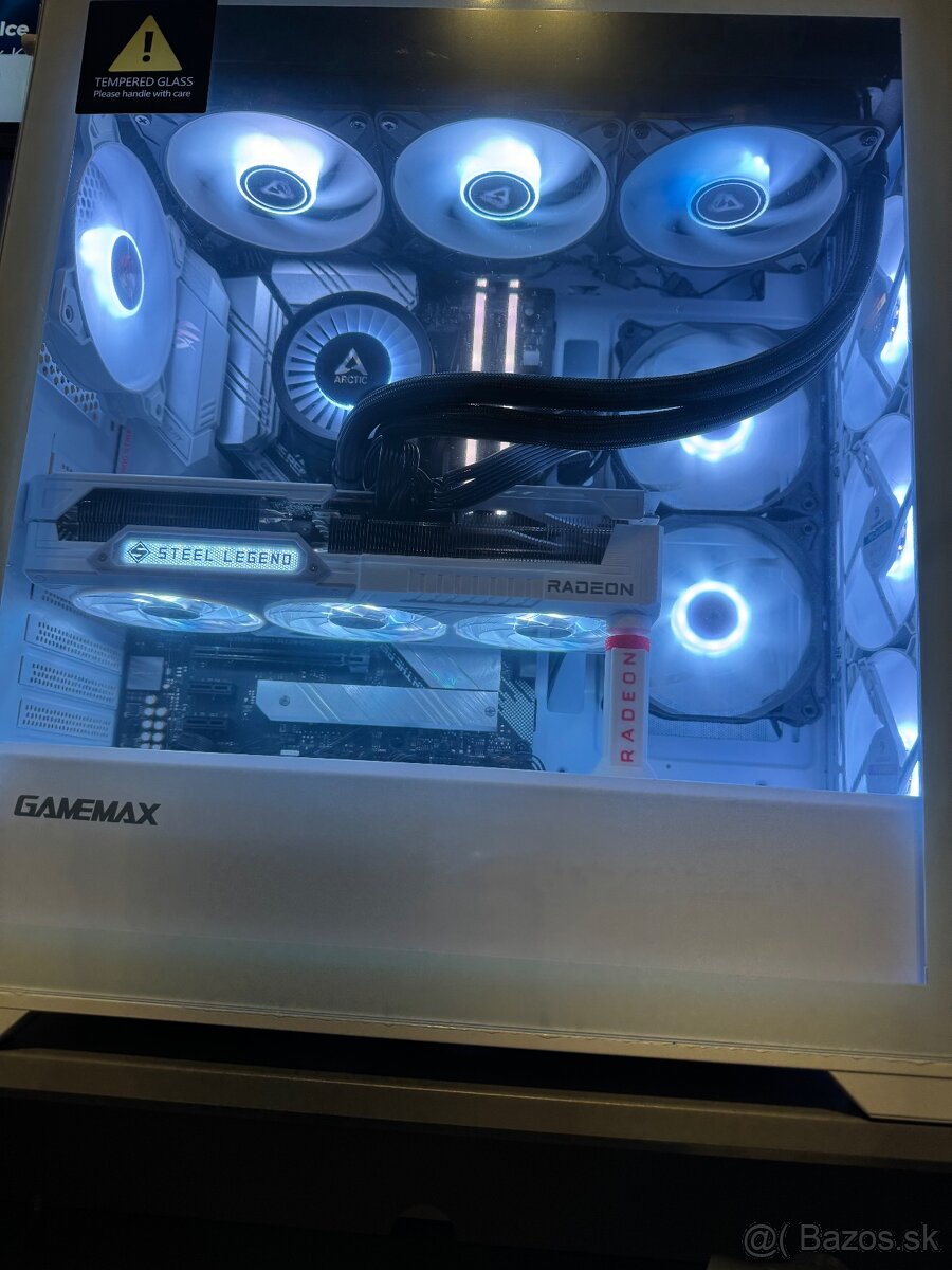 PC – Ryzen 7 5800X / Radeon RX 9070 / 32 GB RAM