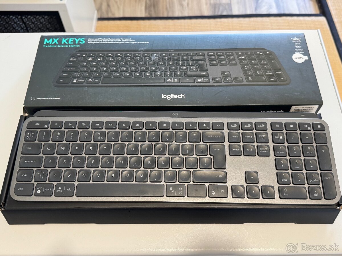 Logitech MX Keys klávesnica – US layout, veľmi dobrý stav, k