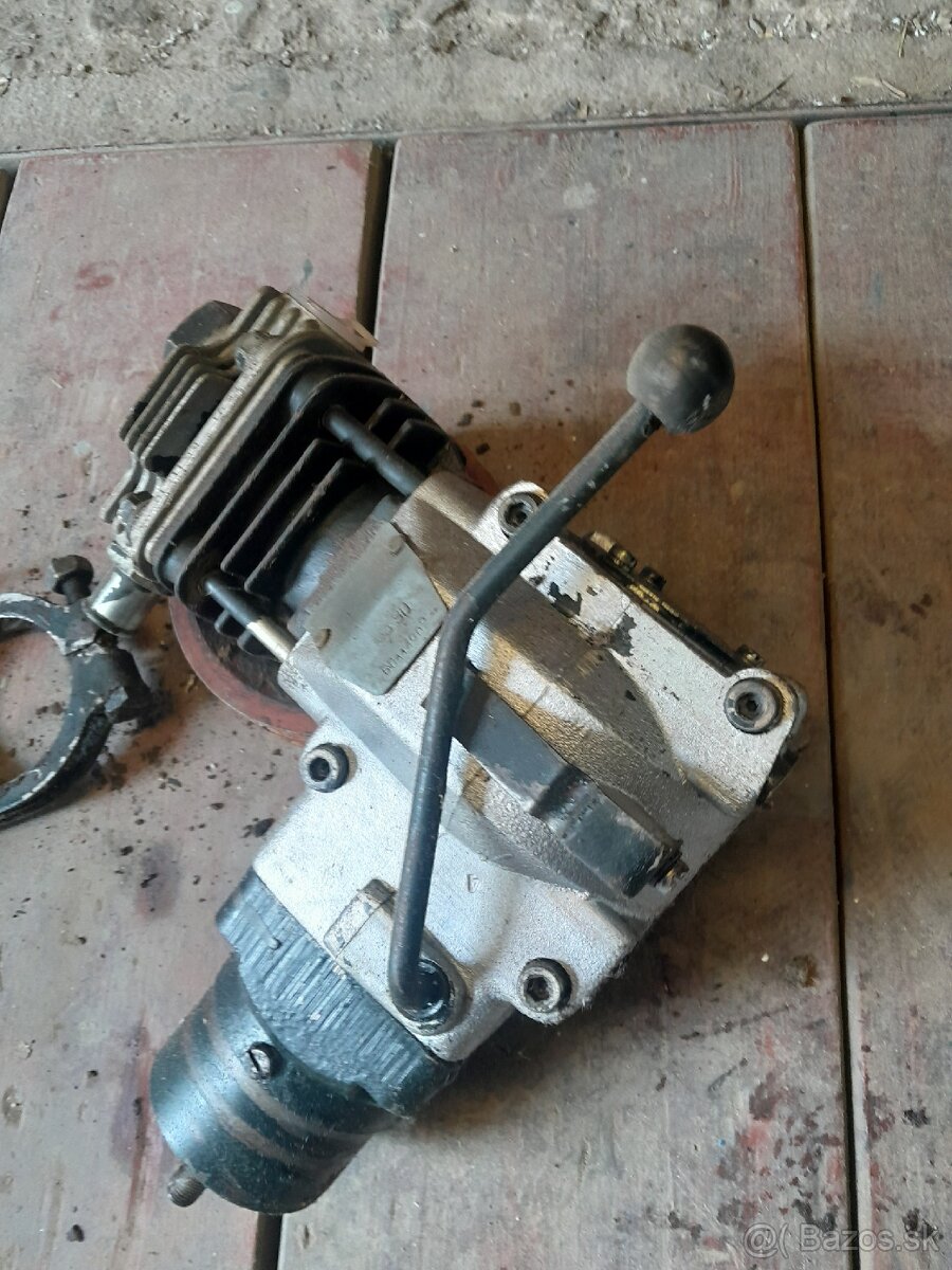 Kompresor zetor 12245