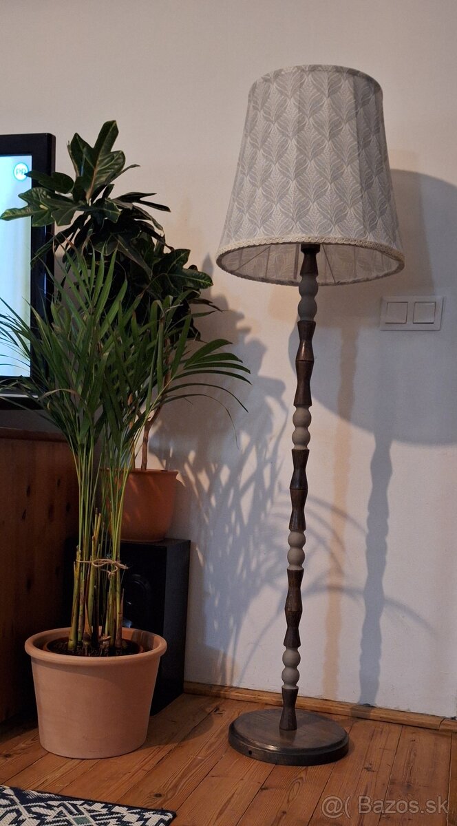 RETRO stojanova lampa po renovacii