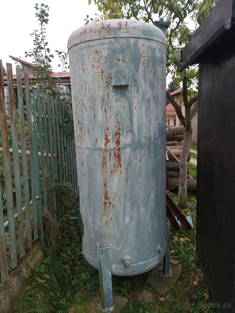1000l nádrž