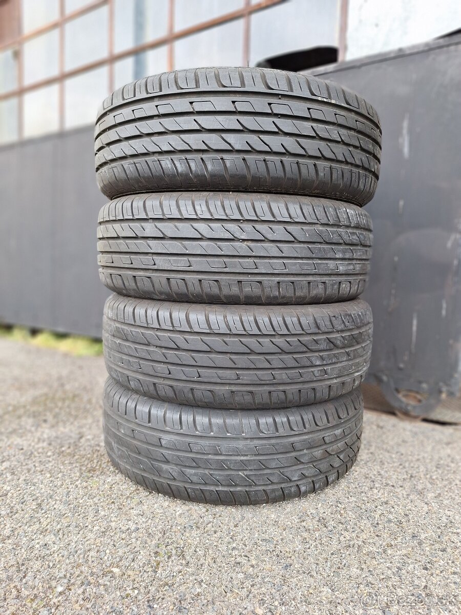 215/65 R16 Sebring