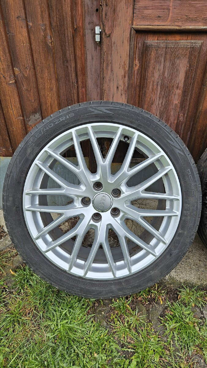 Audi A6/A7/A8 R19
