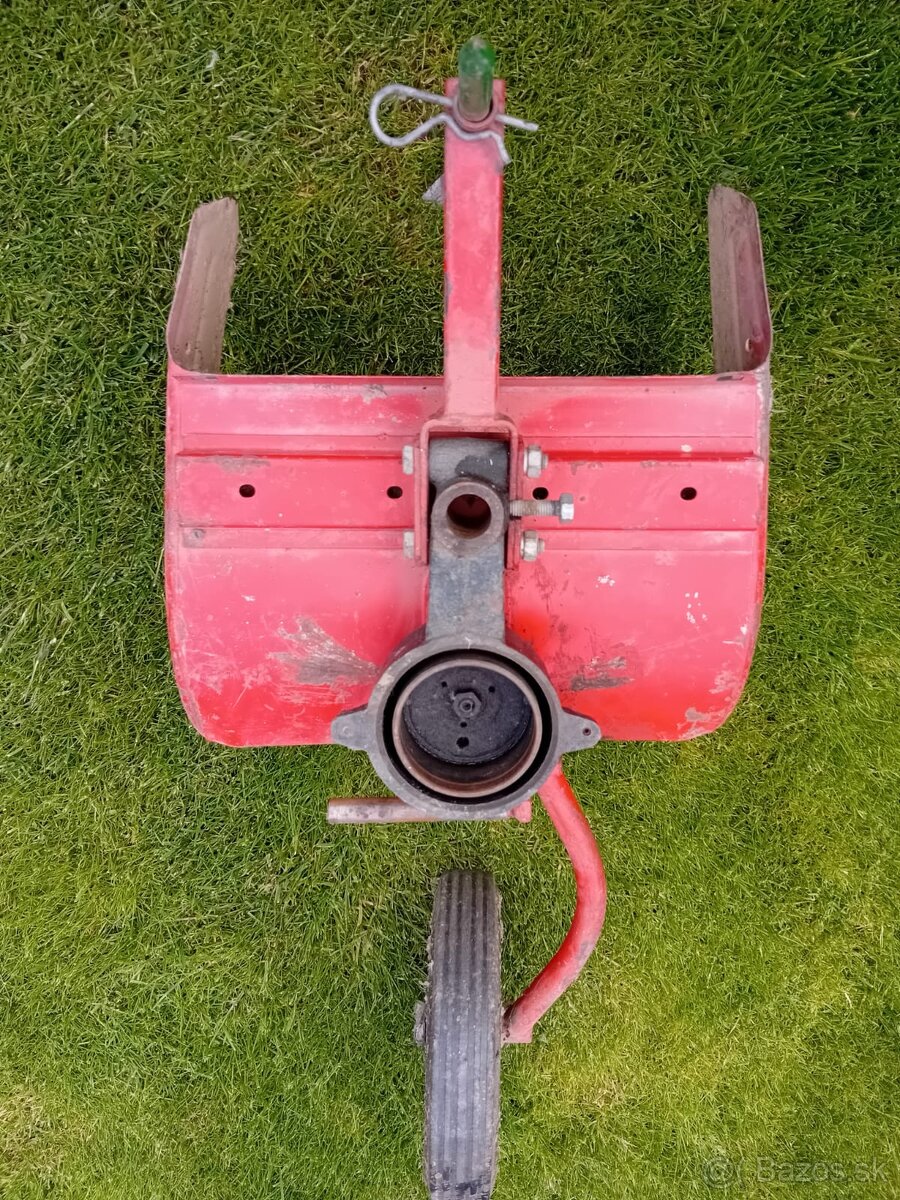 Rotavátor na malotraktor