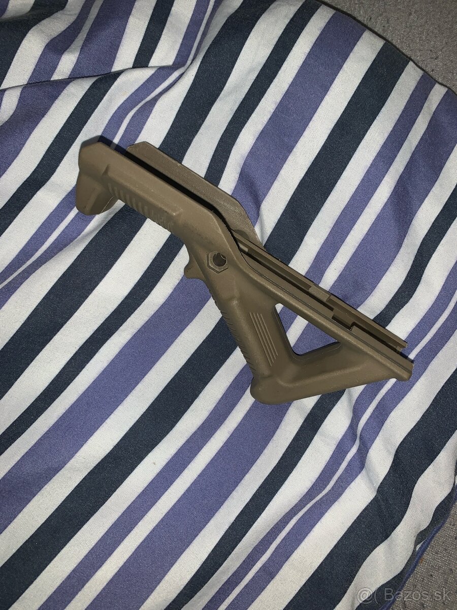 Grip na Airsoftku