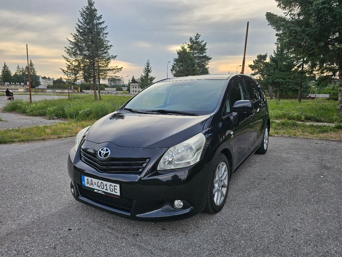 Toyota Verso 2.2D 110kw (aut, 7 miest, navi.)