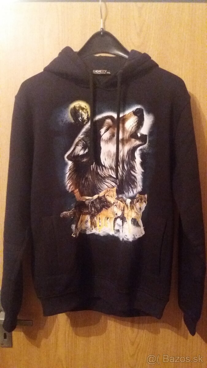 mikina wolf