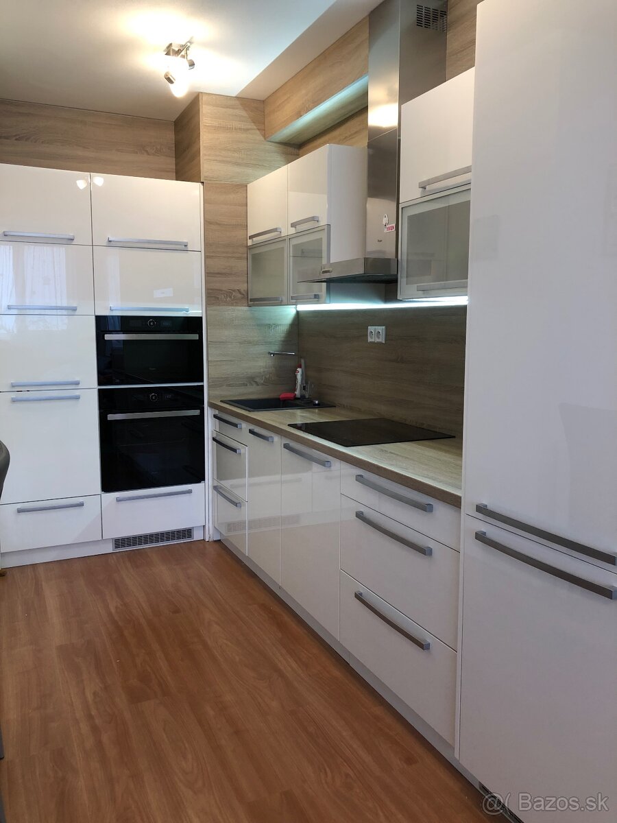 2 izbový byt s parkovaním na prenájom