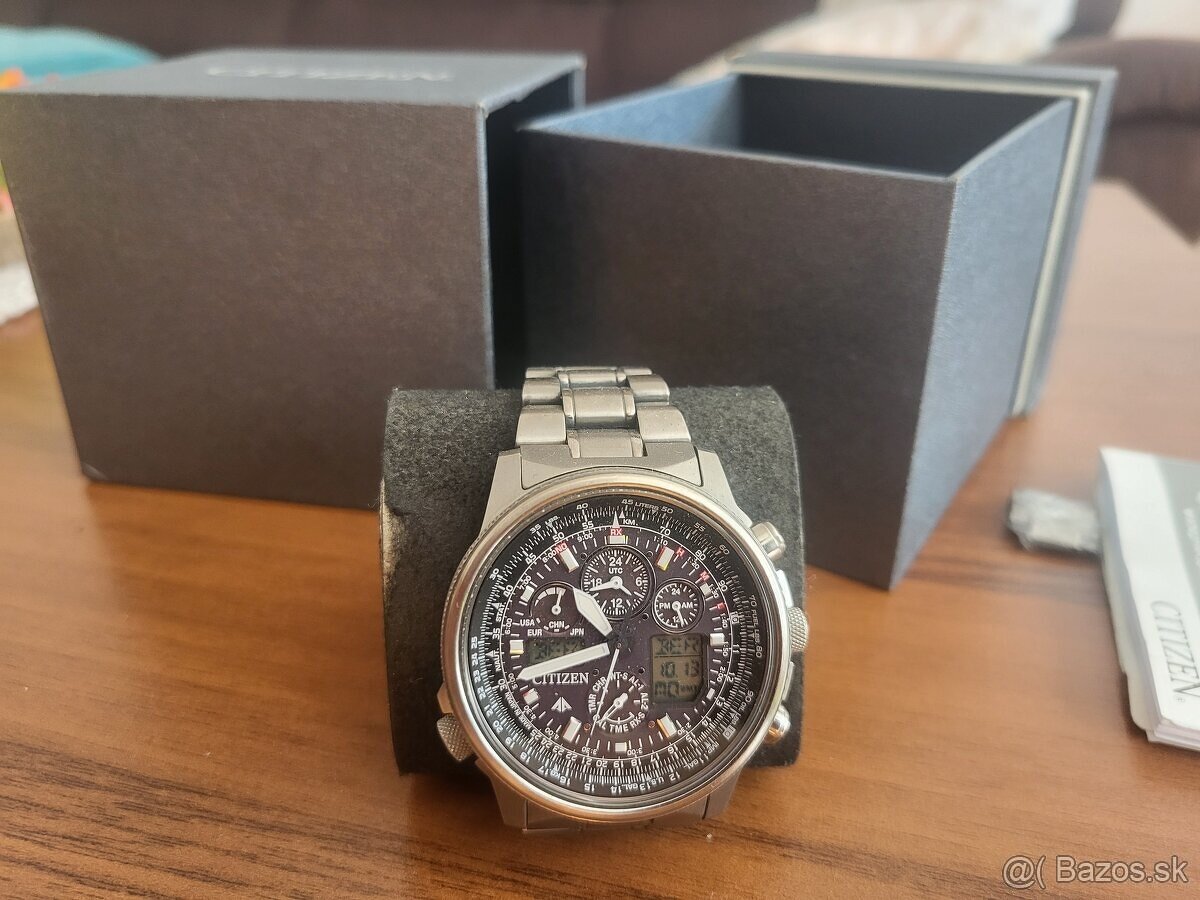 Citizen Promaster Pilot JY8020-52E