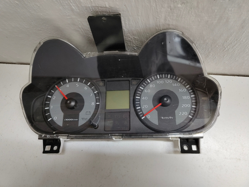 tachometer mitsubishi colt 8100b021g 40€