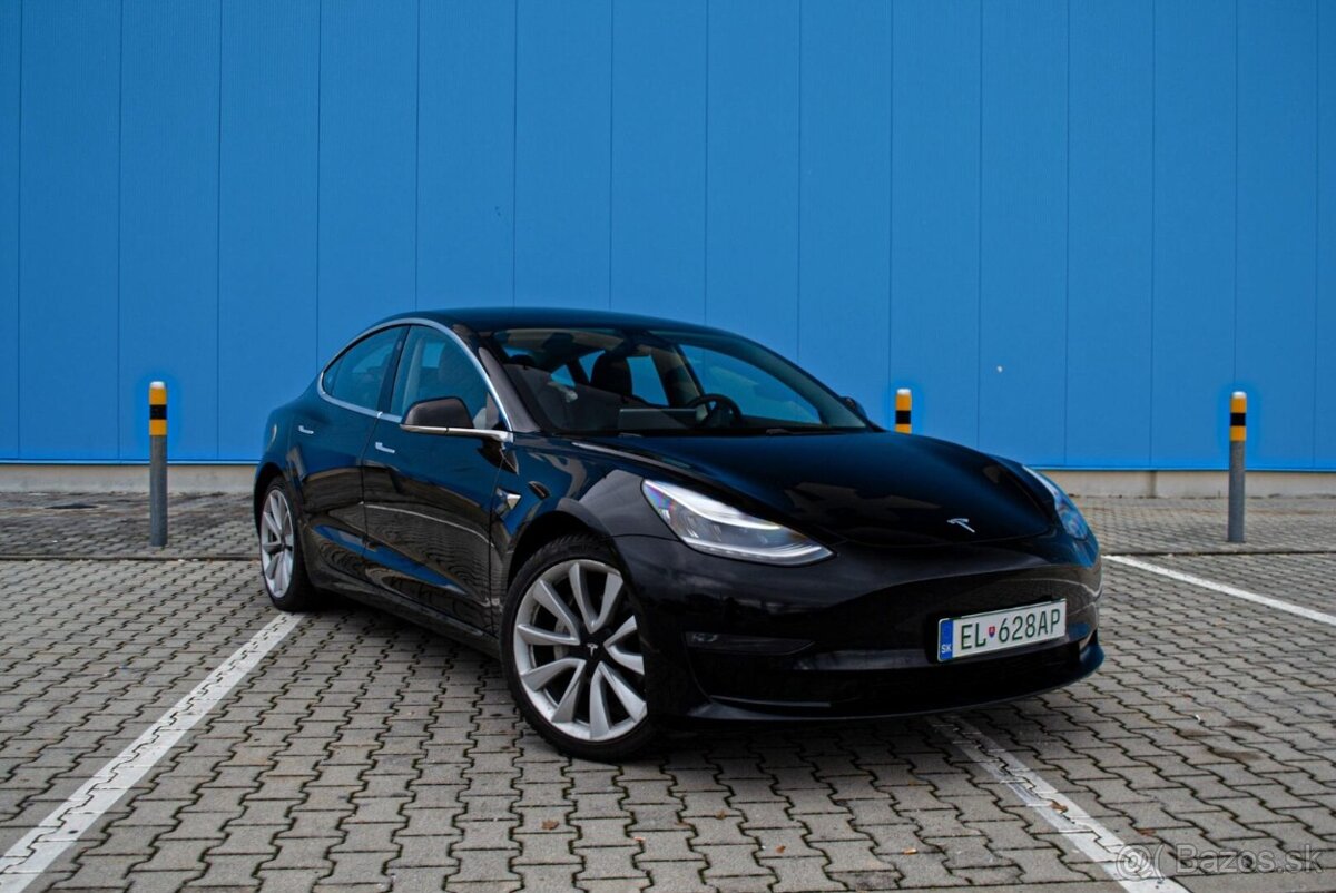 Tesla Model 3 Long-Range Dual Motor AWD