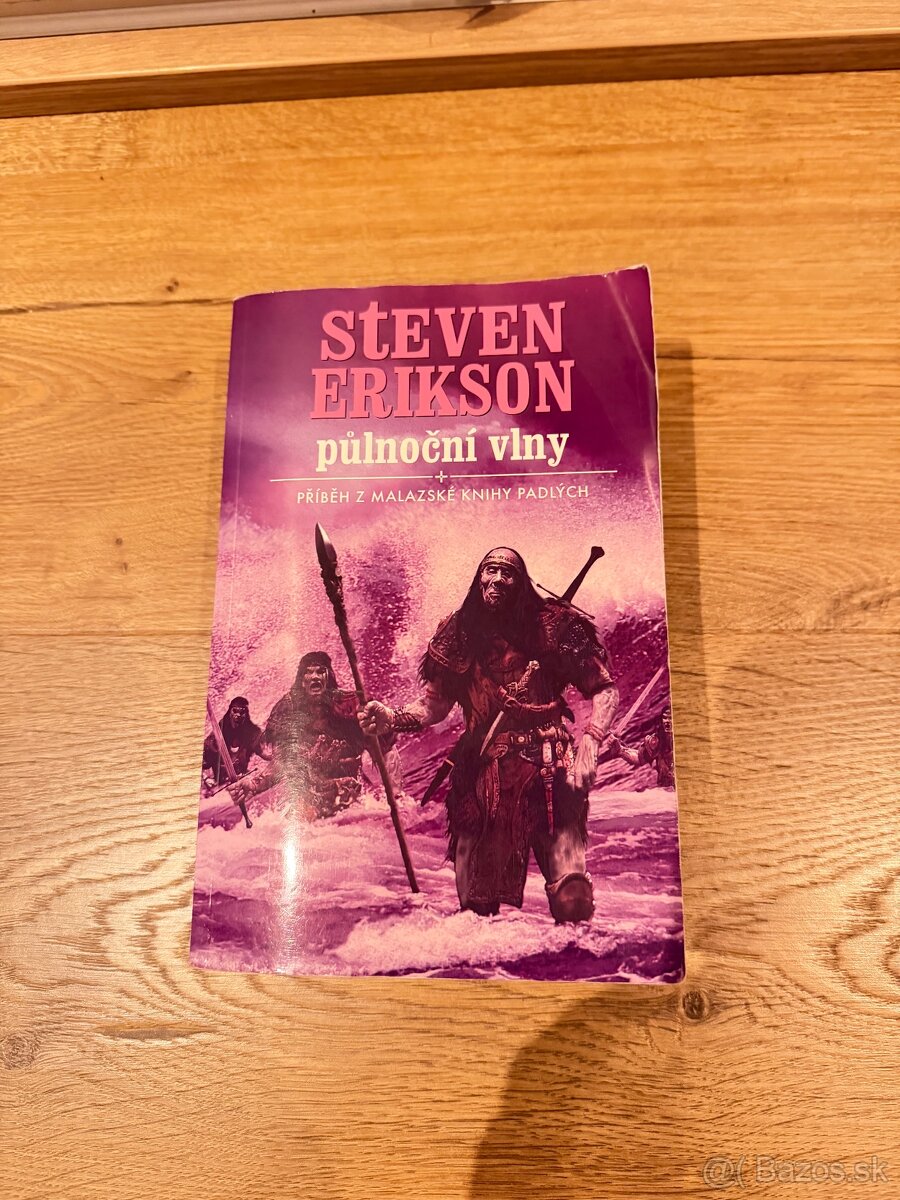 Steven Erikson - Pulnoční vlny