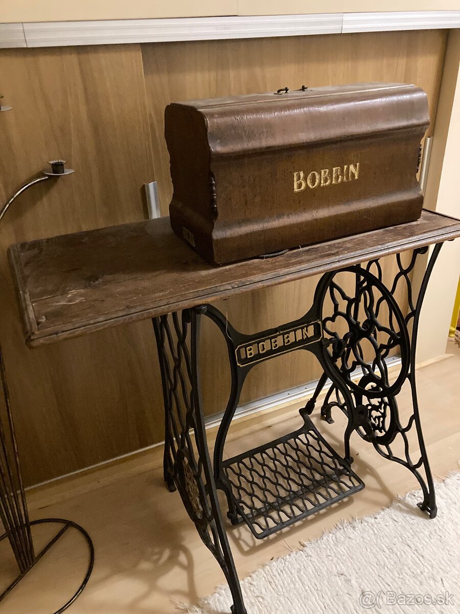 Bobbin Royal šijací stroj