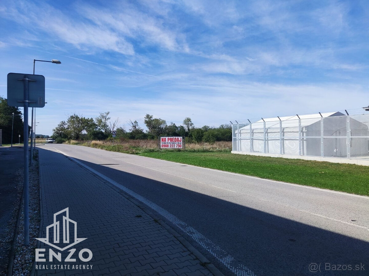Pozemok pre obchod / služby - Šamorín Kasárenská