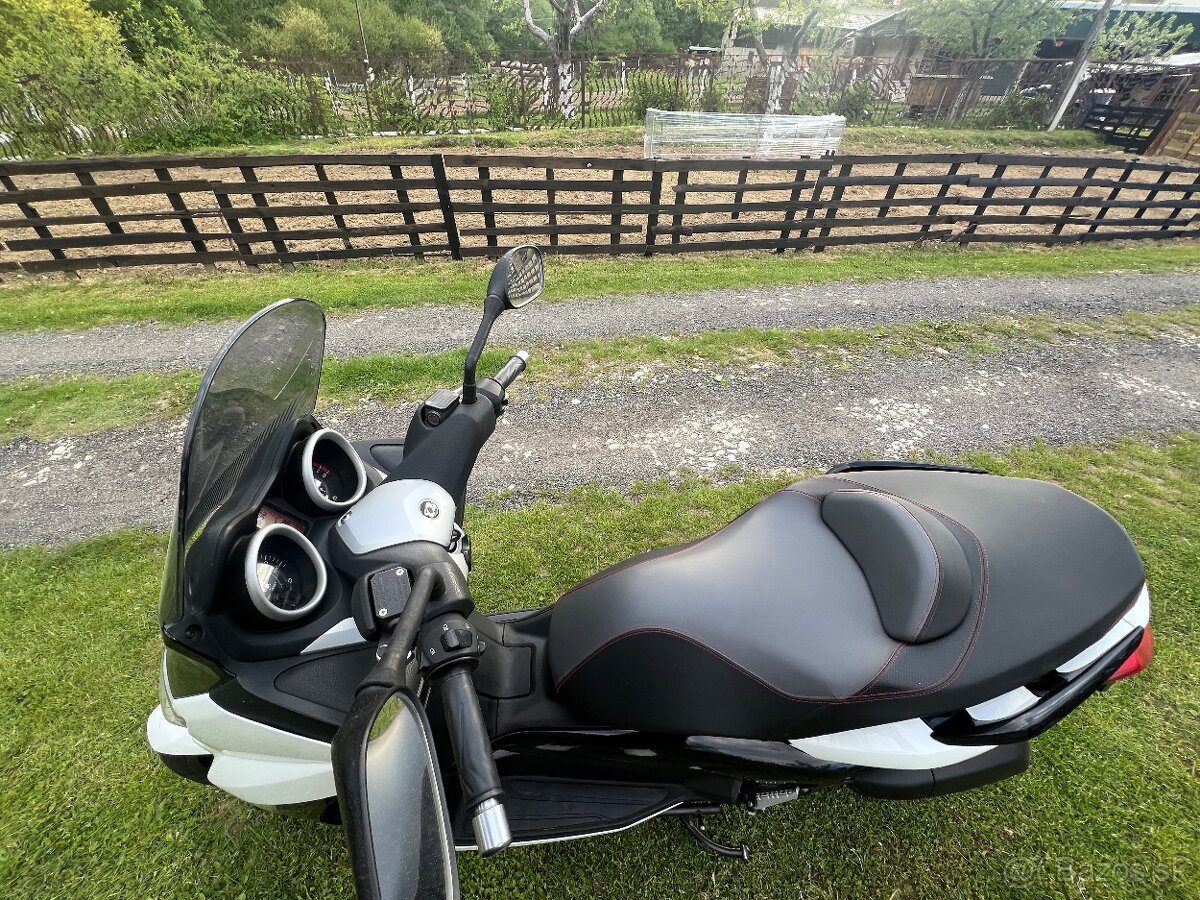 Yamaha x max 125