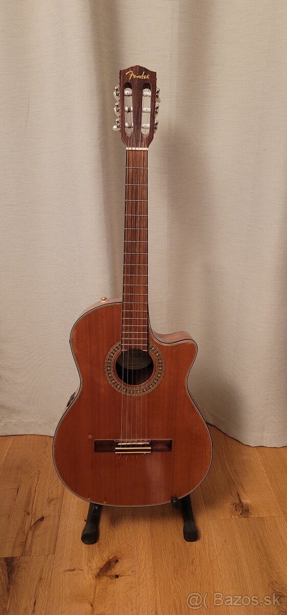 Fender elektroakusticka gitara CDN-240 SCE NAT