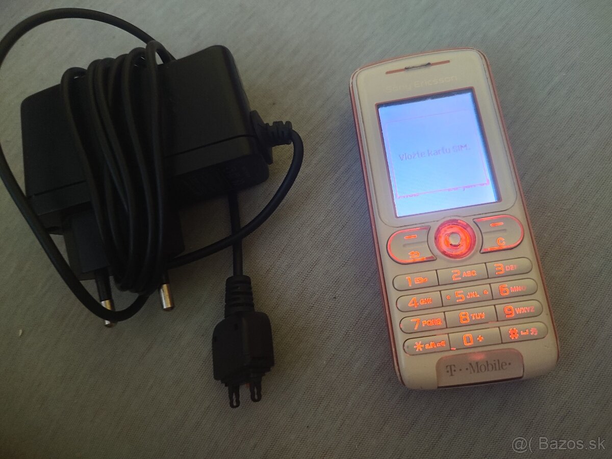 Predám Sony Ericsson w200i