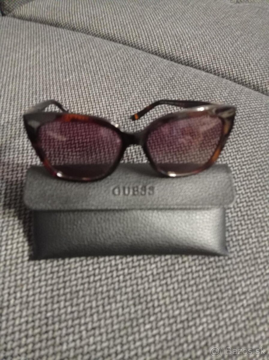 Okuliare guess