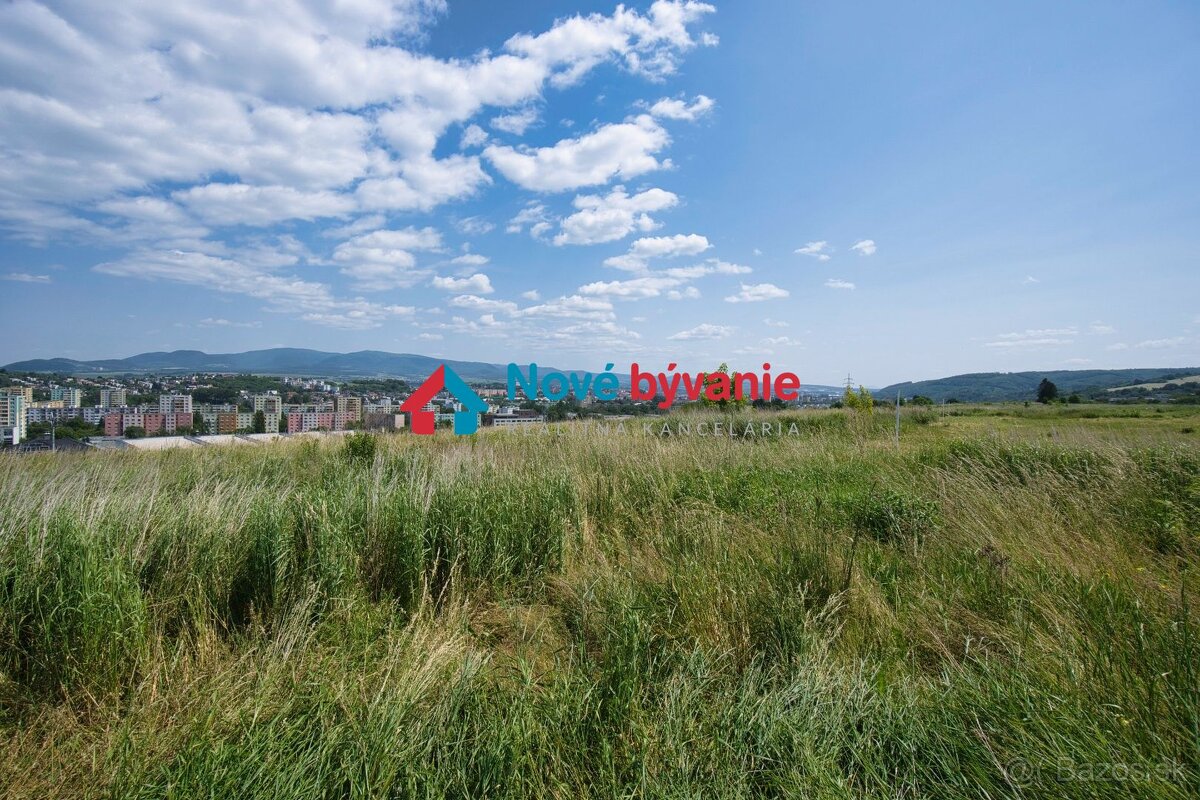 Exkluzívny slnečný pozemok s panoramatickým výhľadom na Preš
