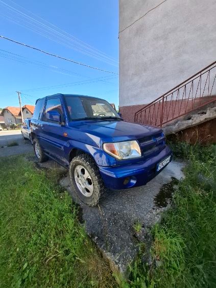 Predám 4x Mitsubishi Pajero pinin