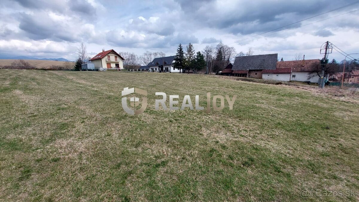 Stavebný pozemok 827 m2 Ižipovce