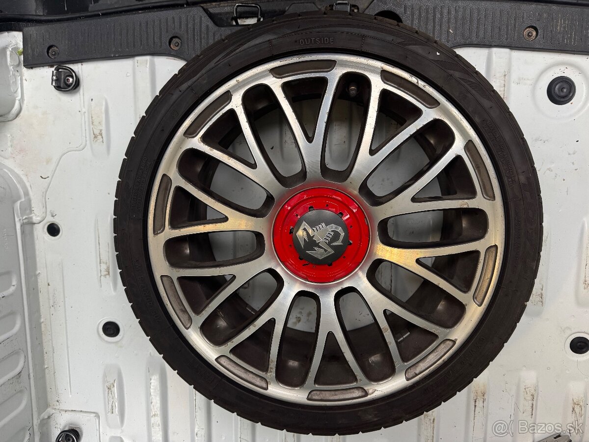 Originál Abarth alu disky R17 + pneu