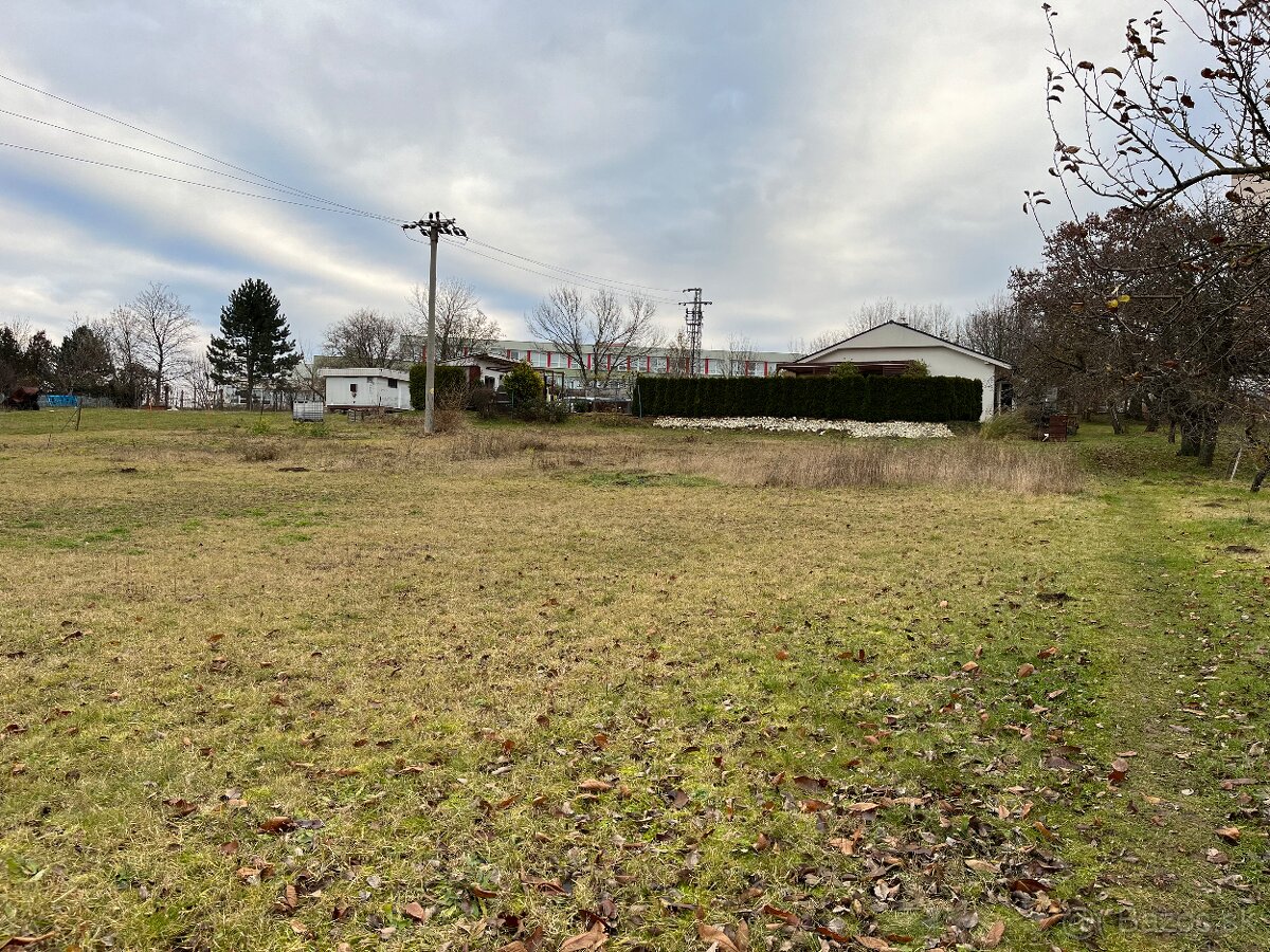 Stavebný pozemok v Nitre – Klokočina, 955 m²