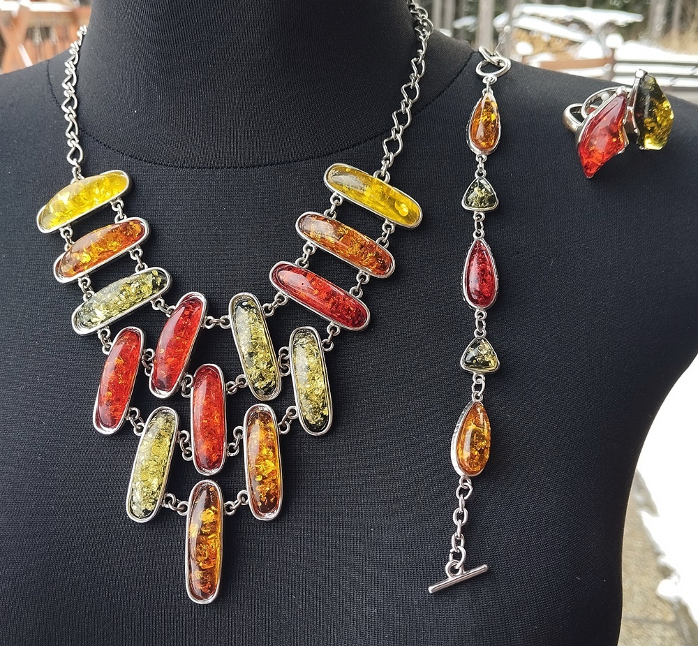 Set šperkov z viacfarebného jantáru