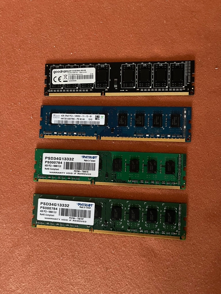 RAM DIMM DDR3 4x4GB
