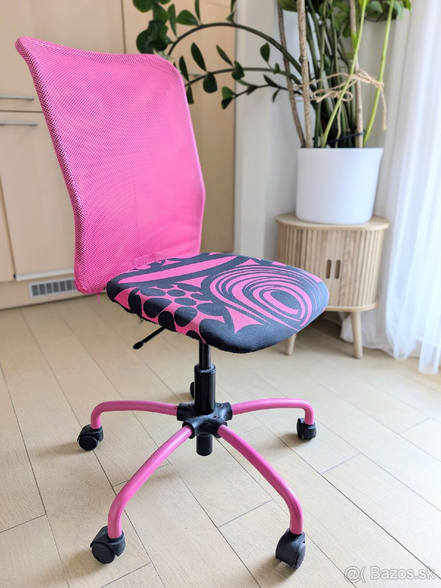 Stolička IKEA Törbjörn